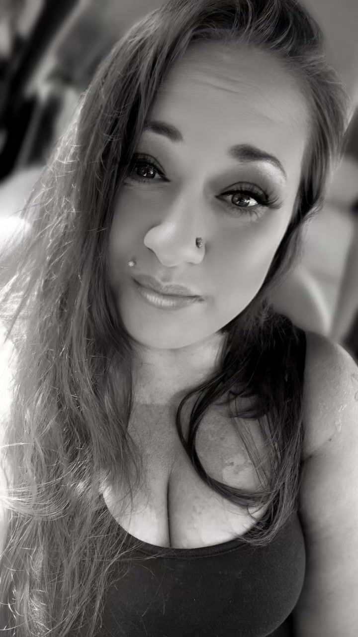 @Danigurl