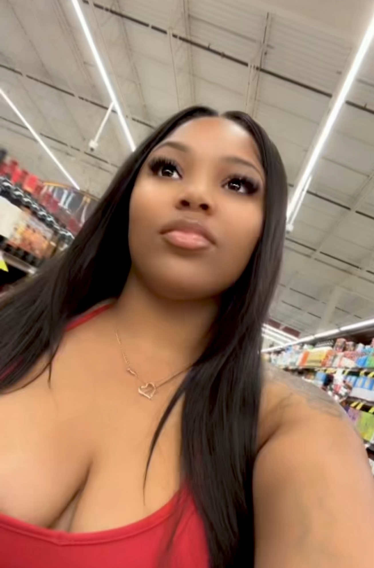 @LighttSkinn💋