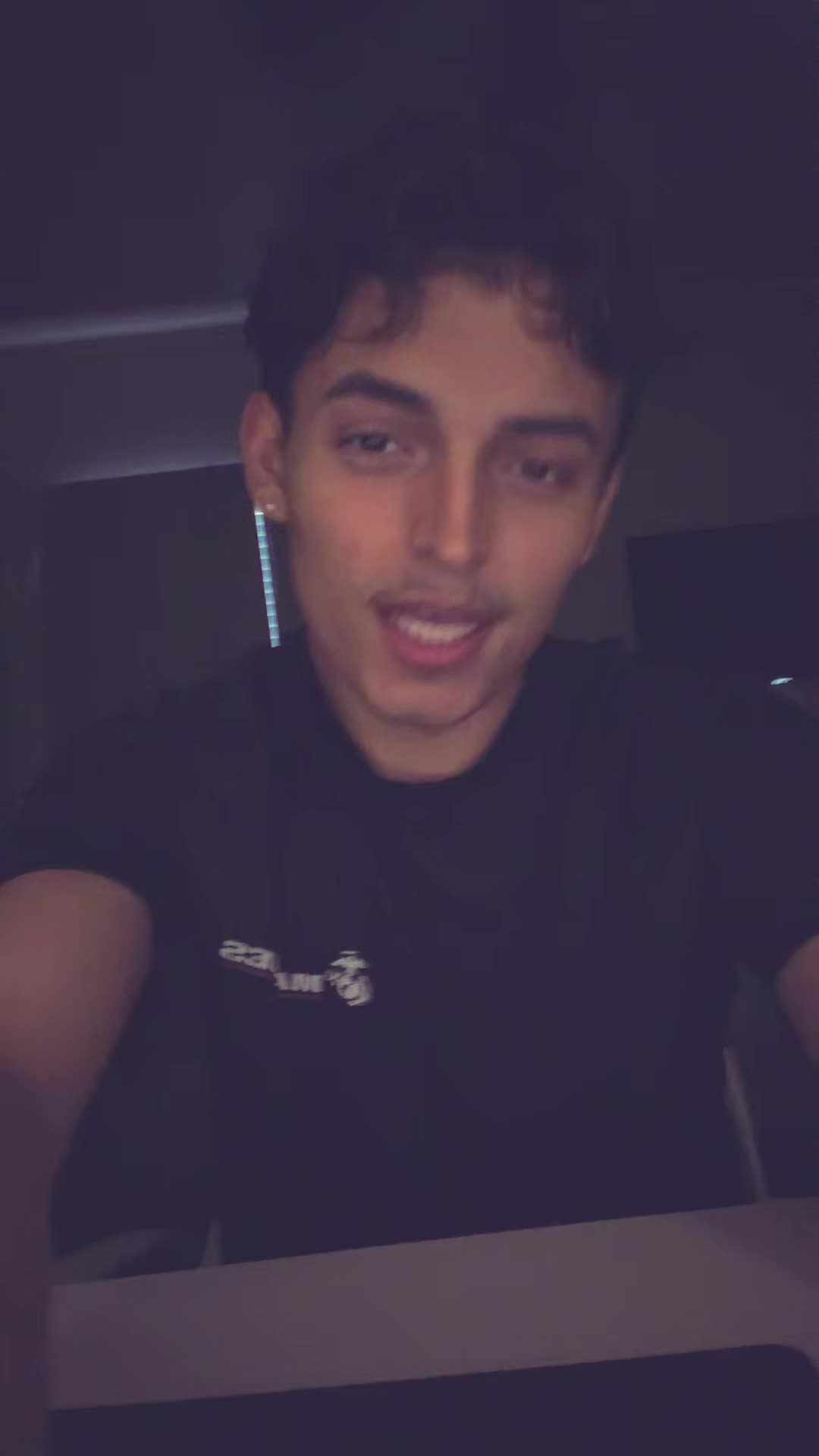 @CHRIZZ