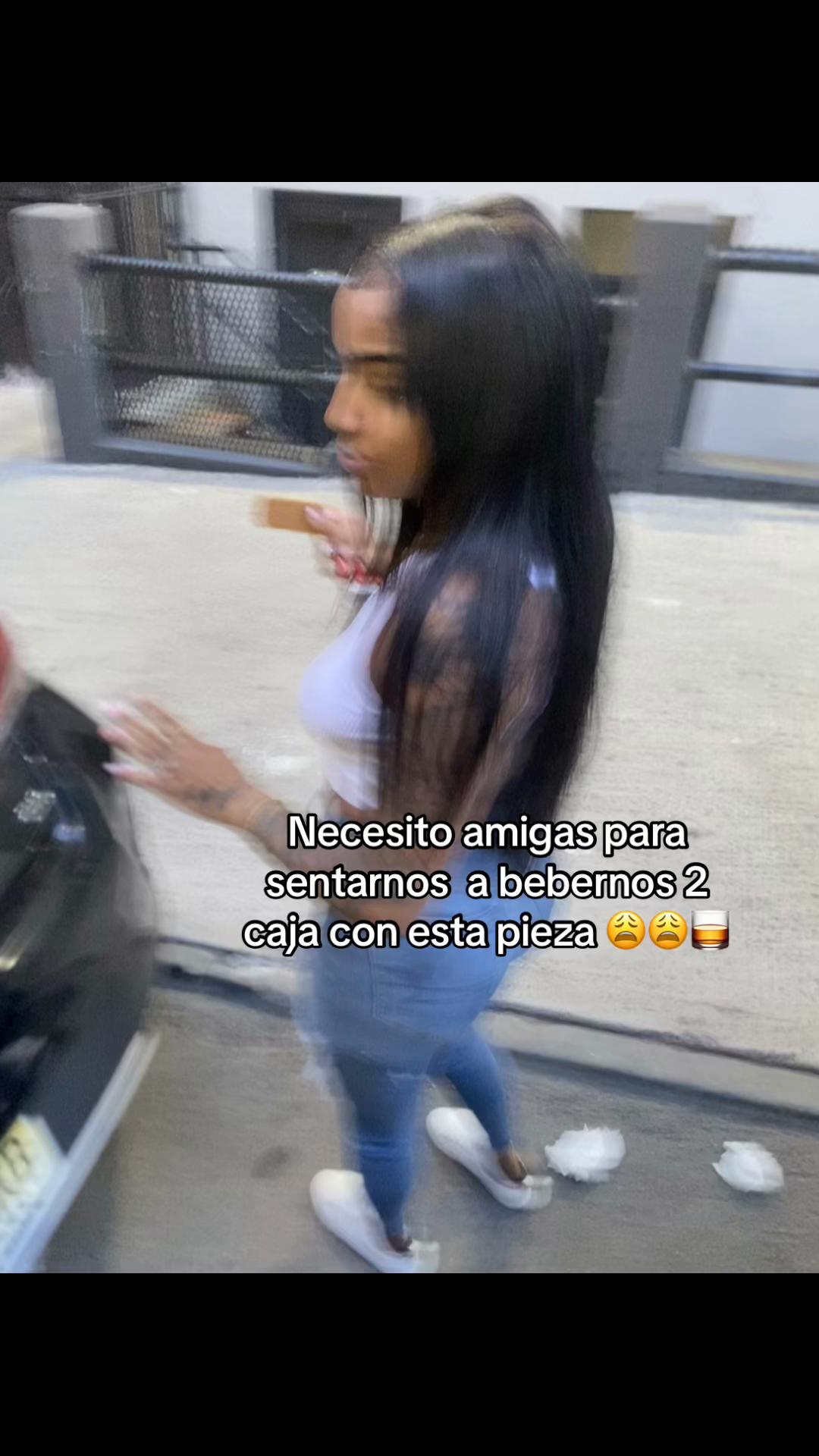 @Claris