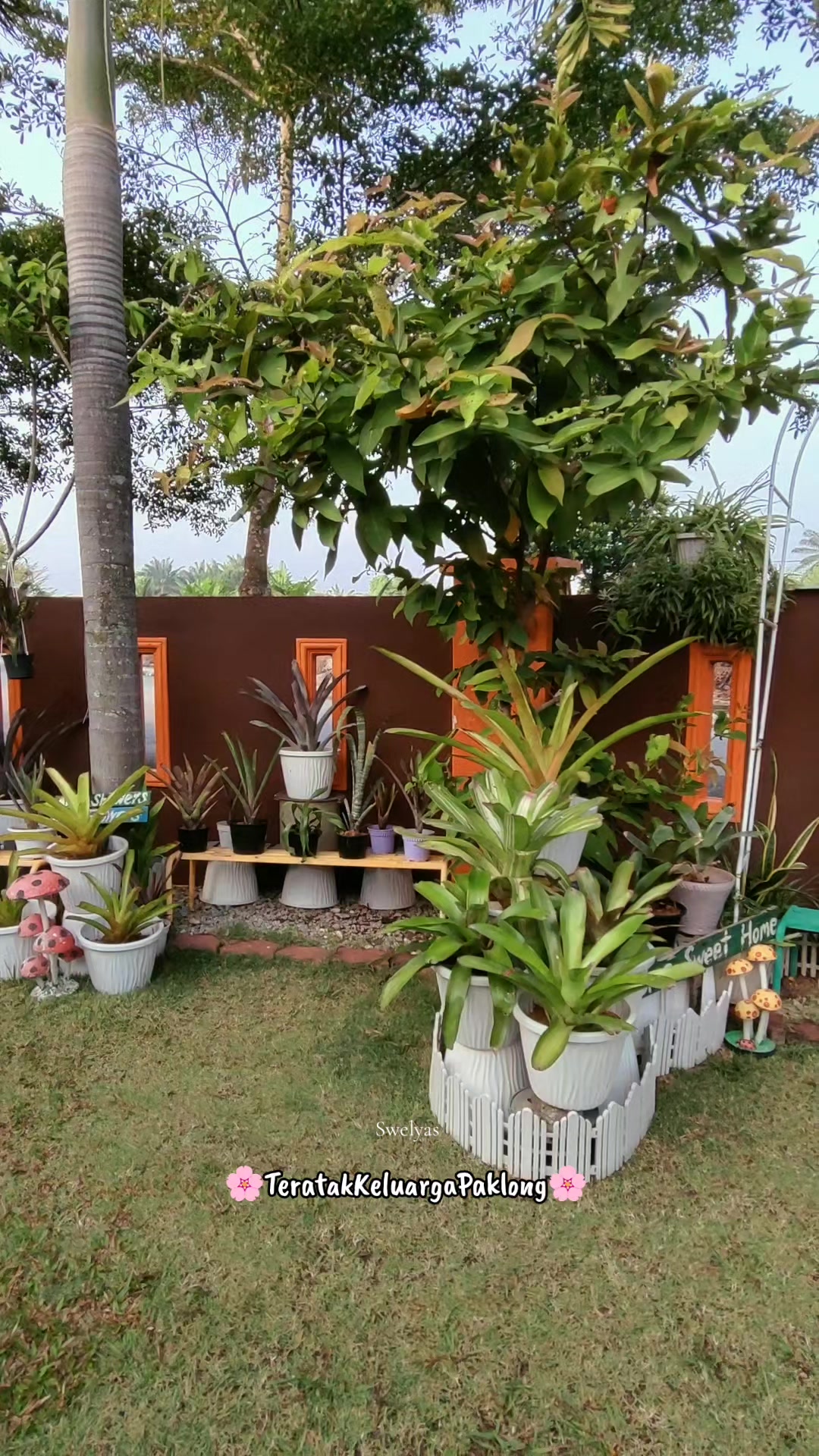 @Teratak Keluarga Paklong