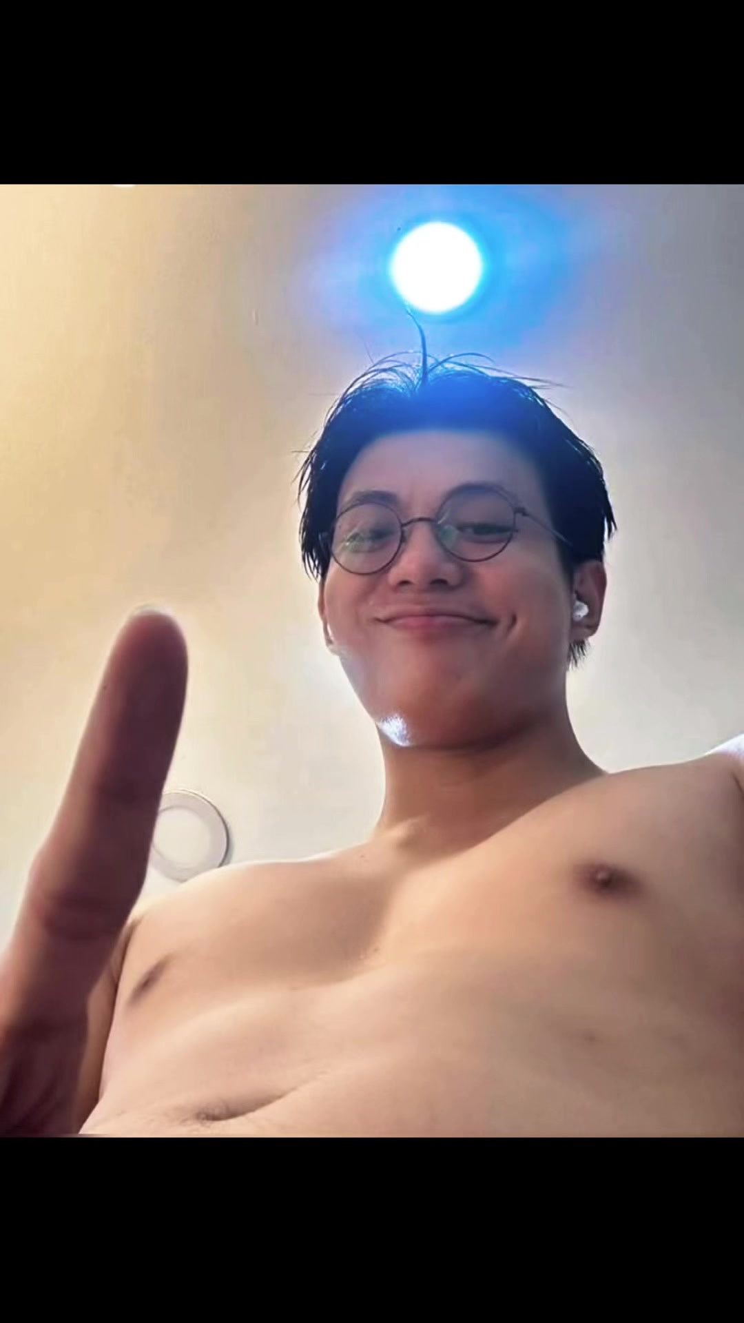 @imnotrobbot0