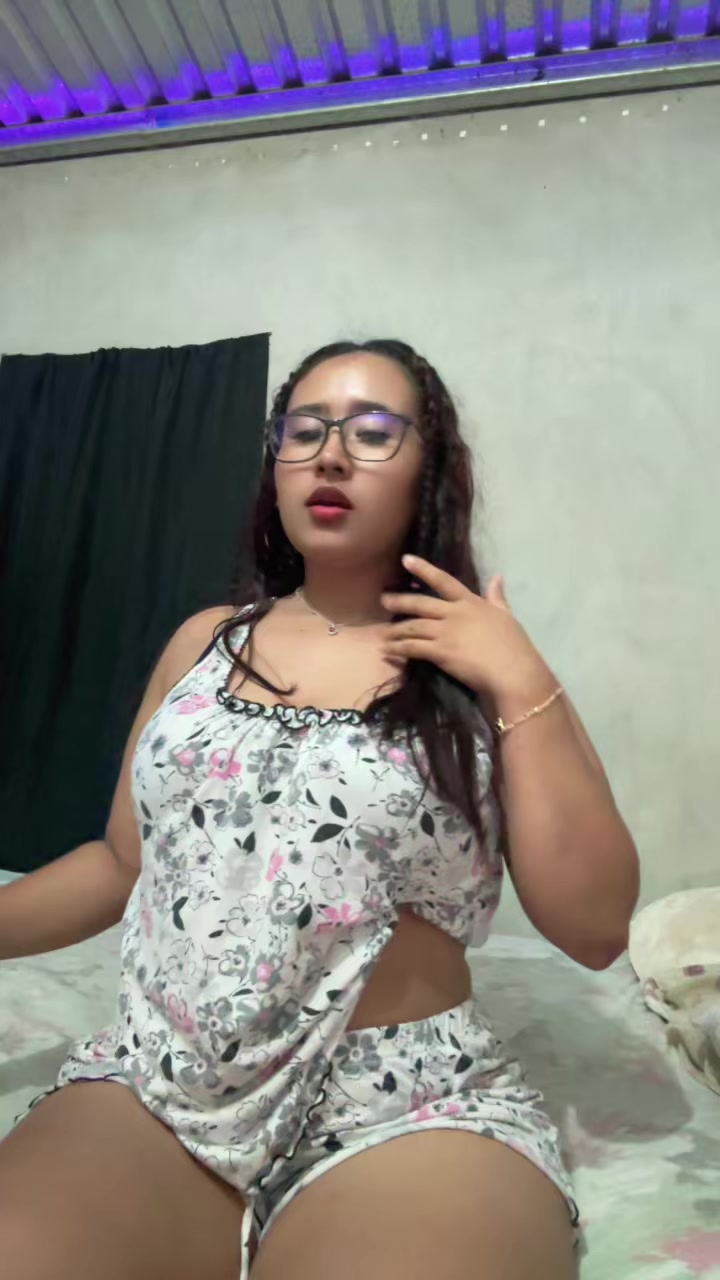 @𝐹𝑎𝑛𝑛𝑦🍒