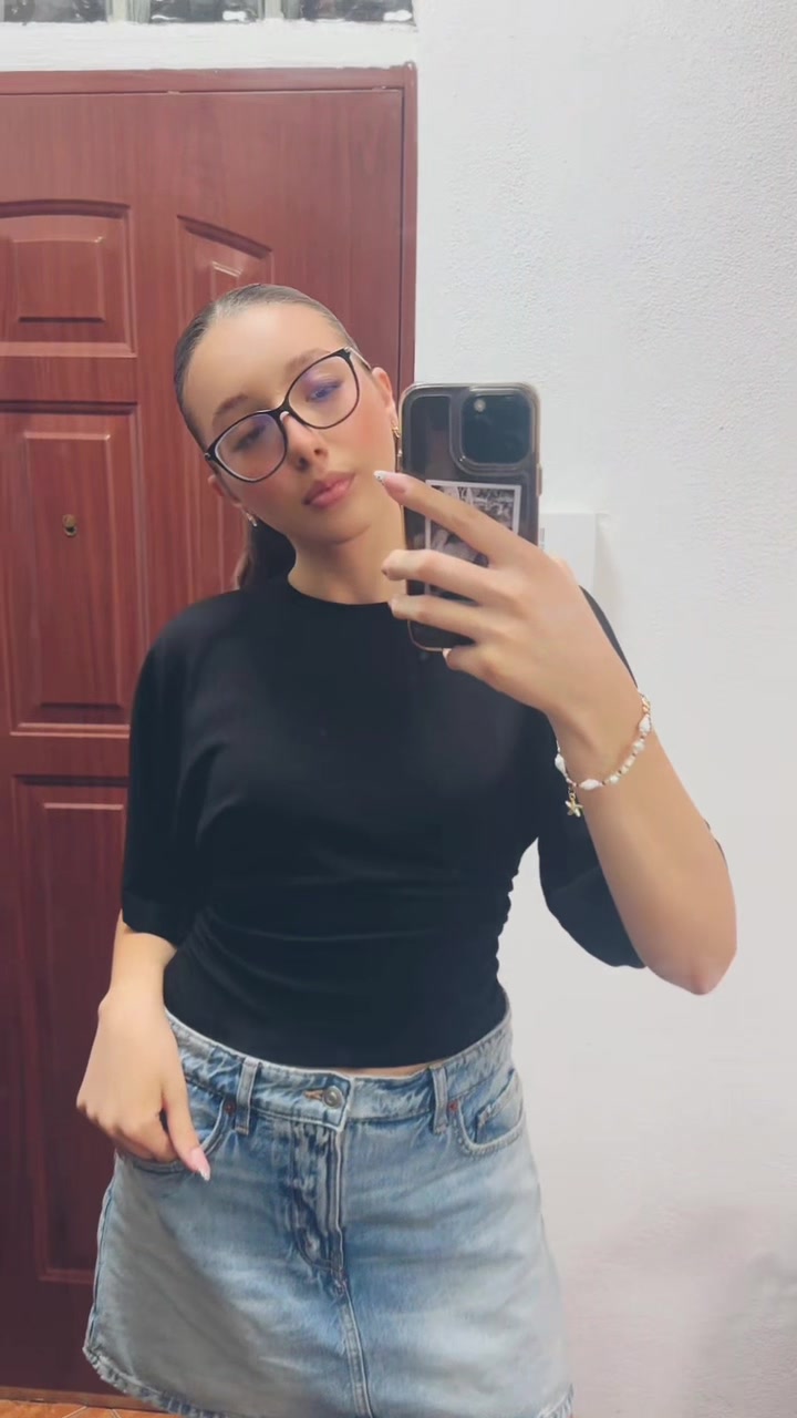 @🦩