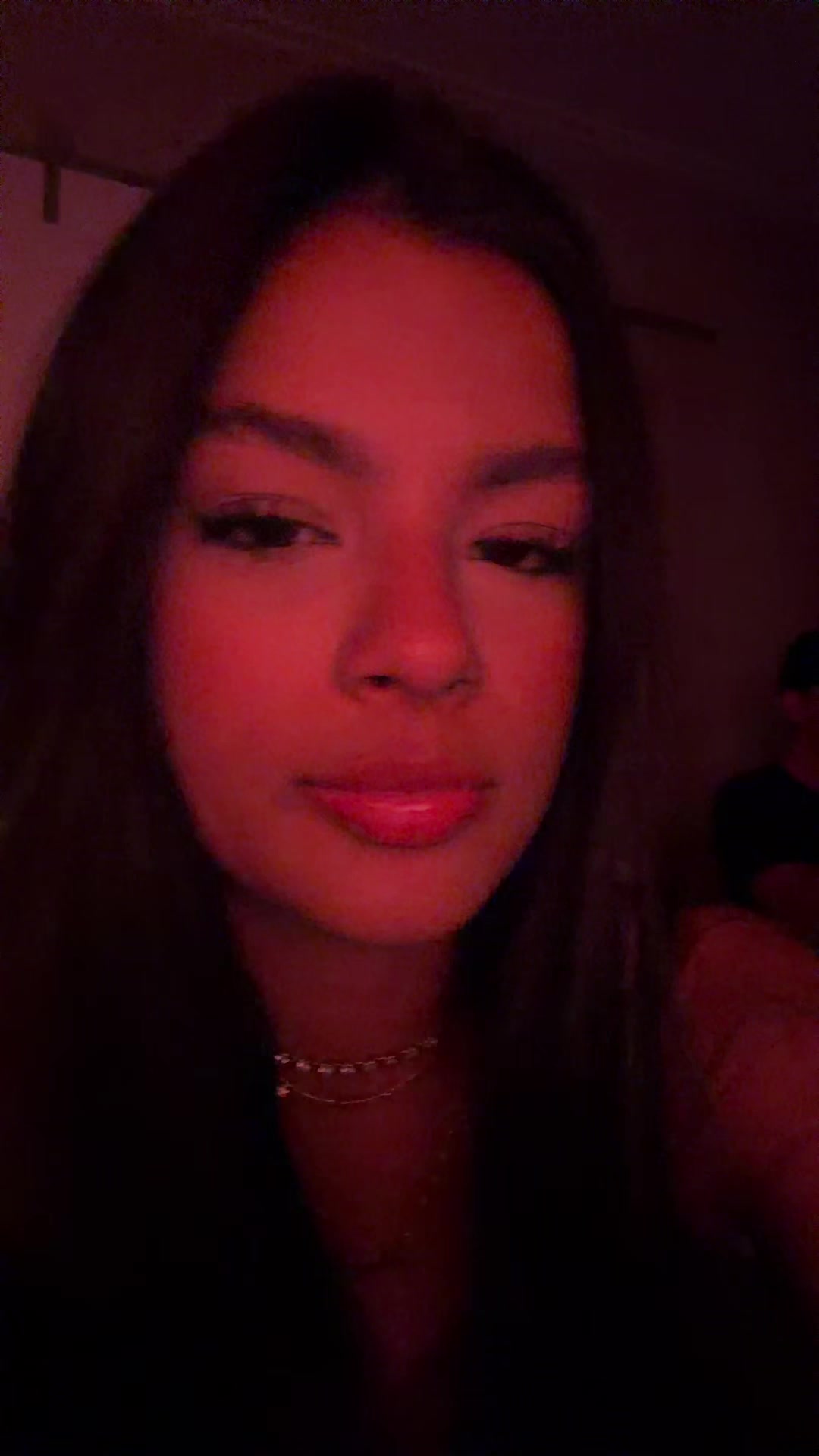 @backstagemariah