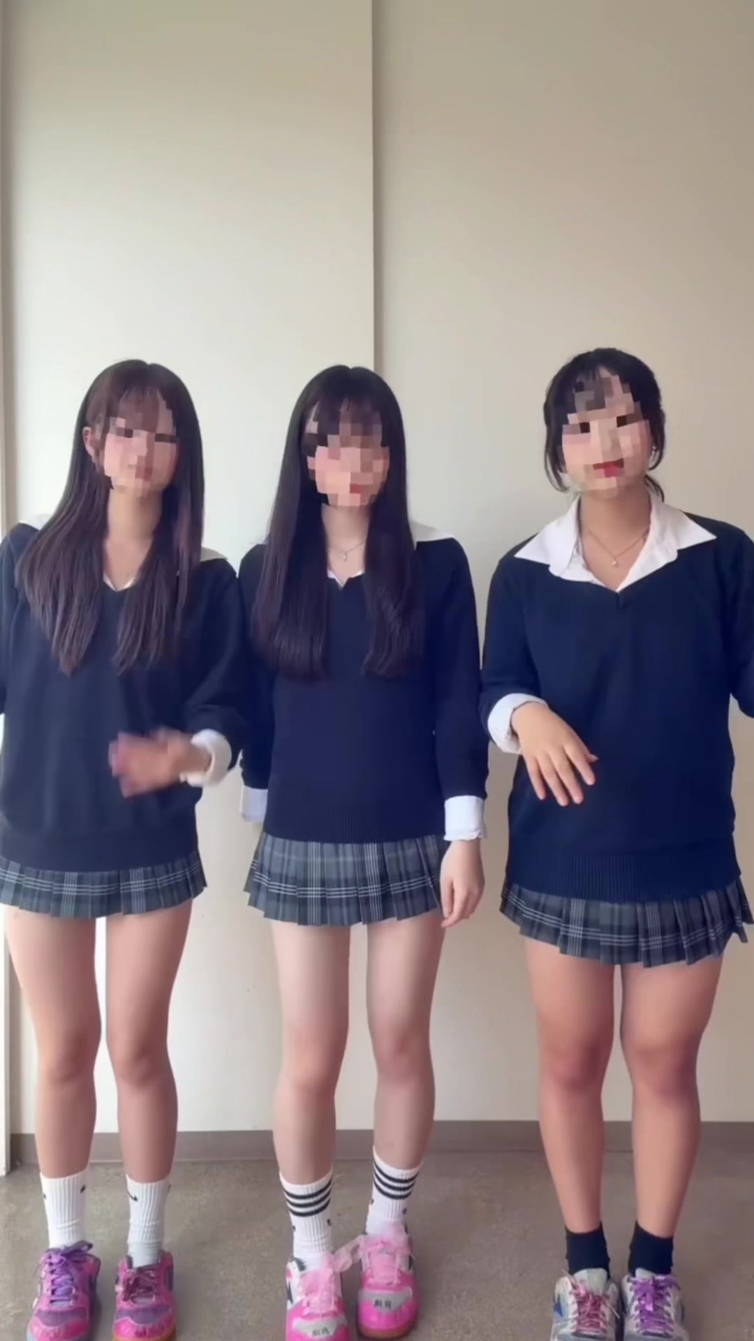 @やまりー
