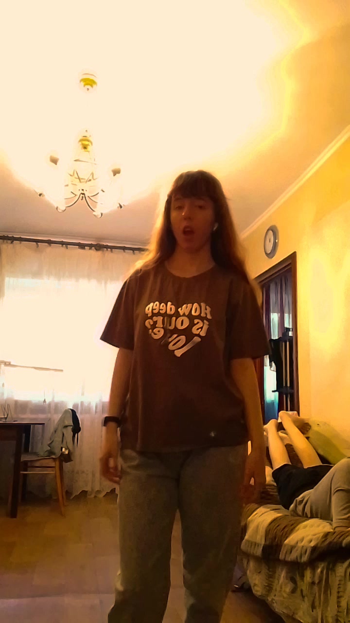 @𝕺𝖑𝖑𝖎_𝖇𝖆𝖍𝖍