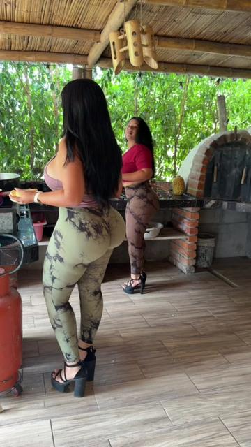 @alejandraquiroz