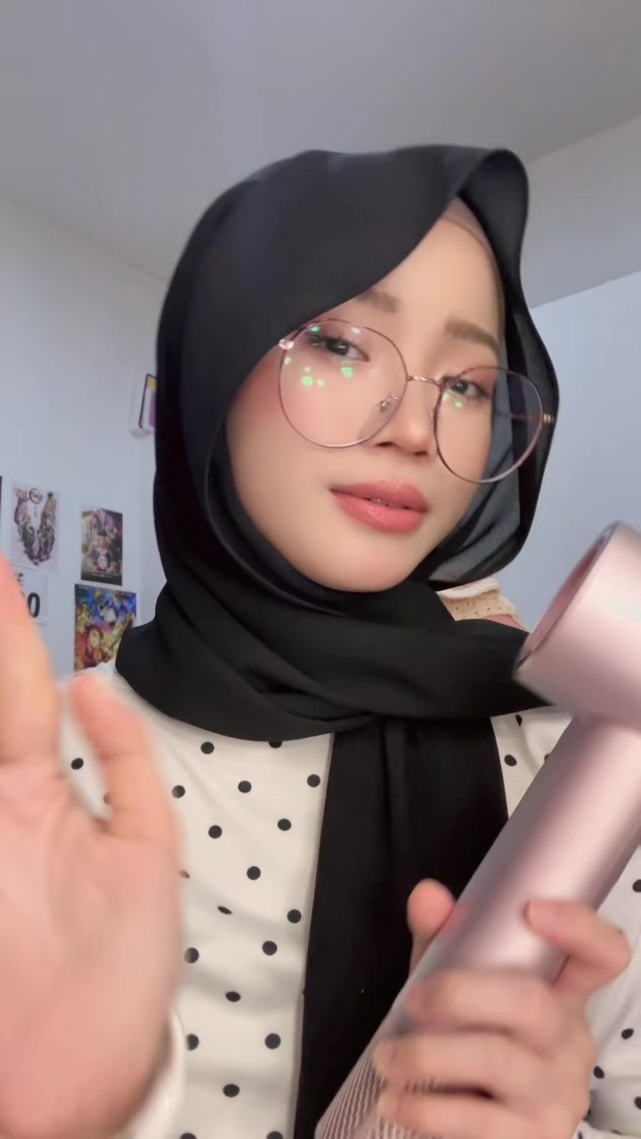 @Fyna
