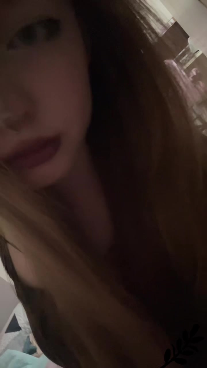 @GL0my