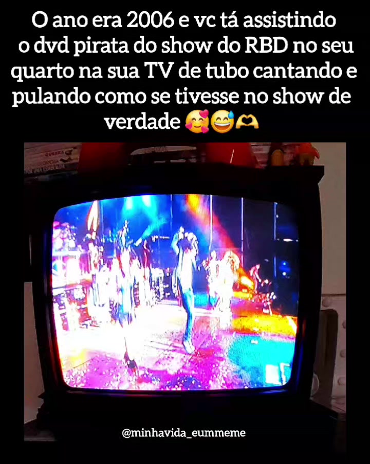 @"MINHA VIDA &Eacute; UM MEME"