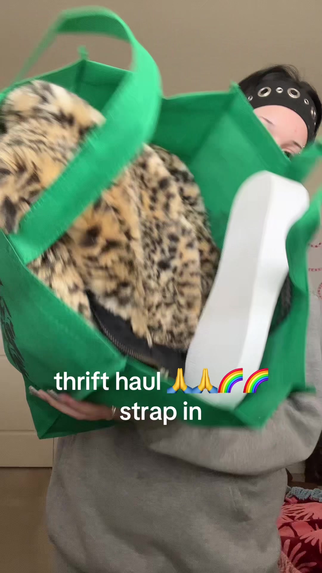 @laura𓇼