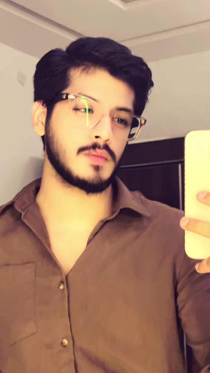 @ھادی مرزا💫
