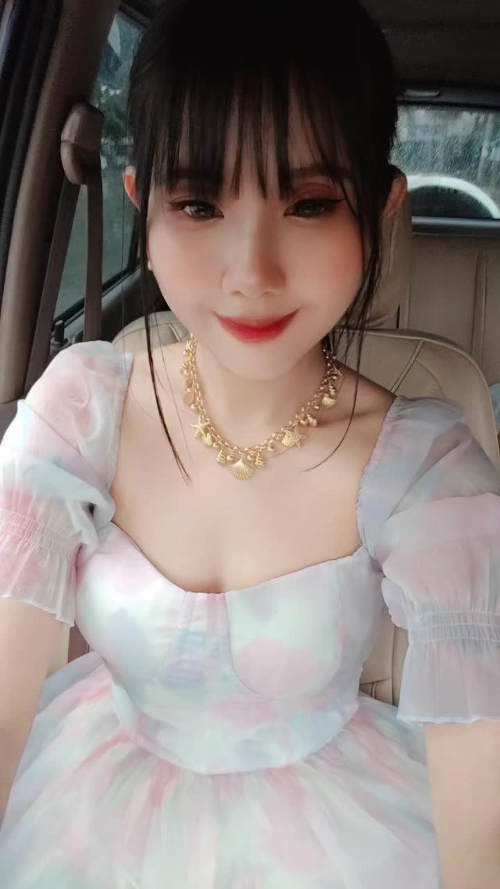 @Hnin Htet Aung