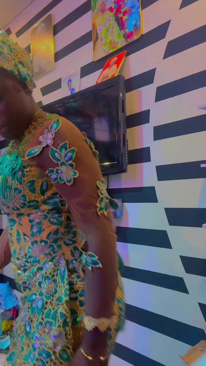 @SA ❤️LA 🦋CI 🥰OUS ✅