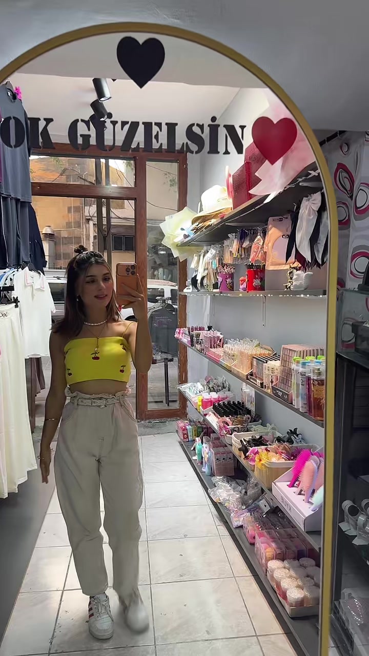 @ᴀʏşᴇɴᴜʀ ʏᴀʀᴇɴ ᴋᴏᴅᴜᴍᴀɴ🦋⃤
