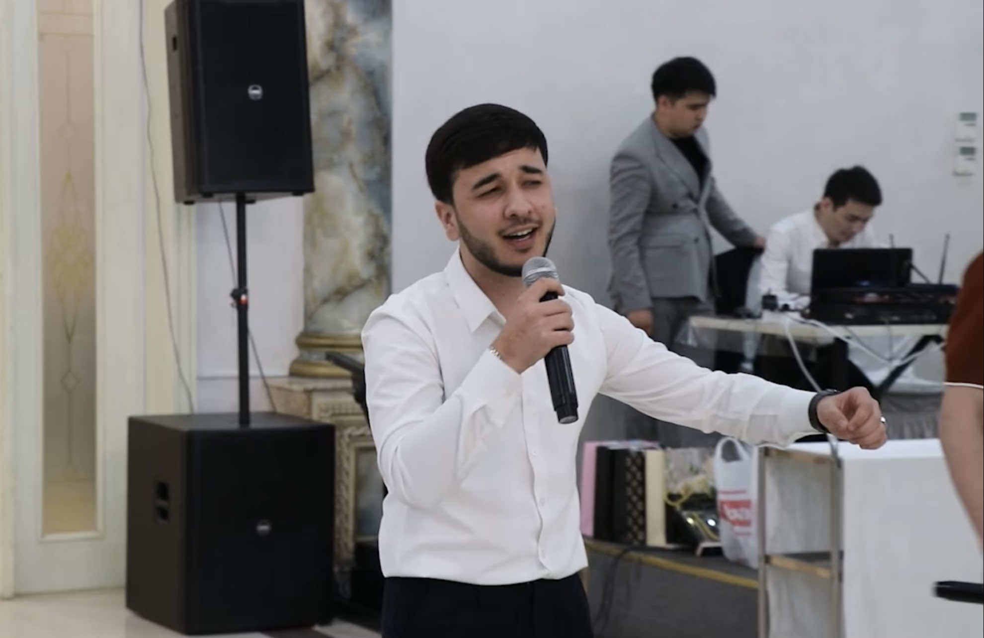@Arazik_🎶
