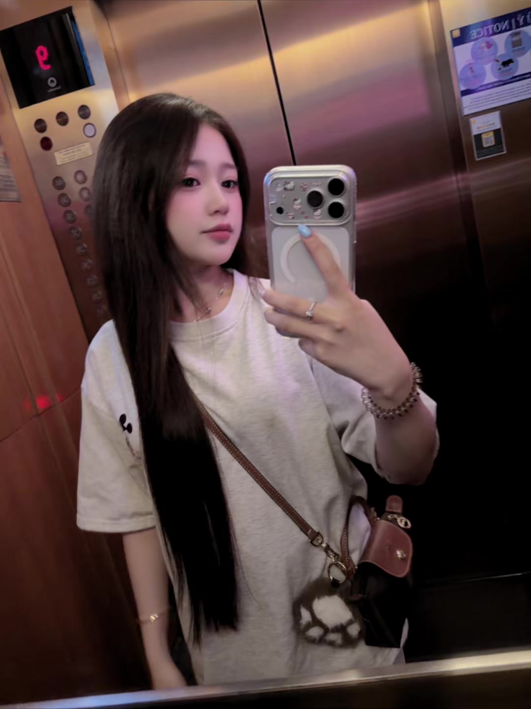@๐ฏ๐๐๐ข๐๐๐๐๐๐๐๐หโ๐๏ฝก