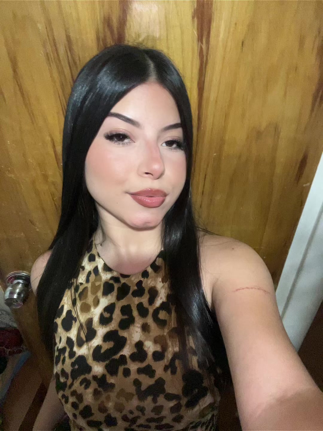 @𝐹𝑟𝑒𝑦🐆