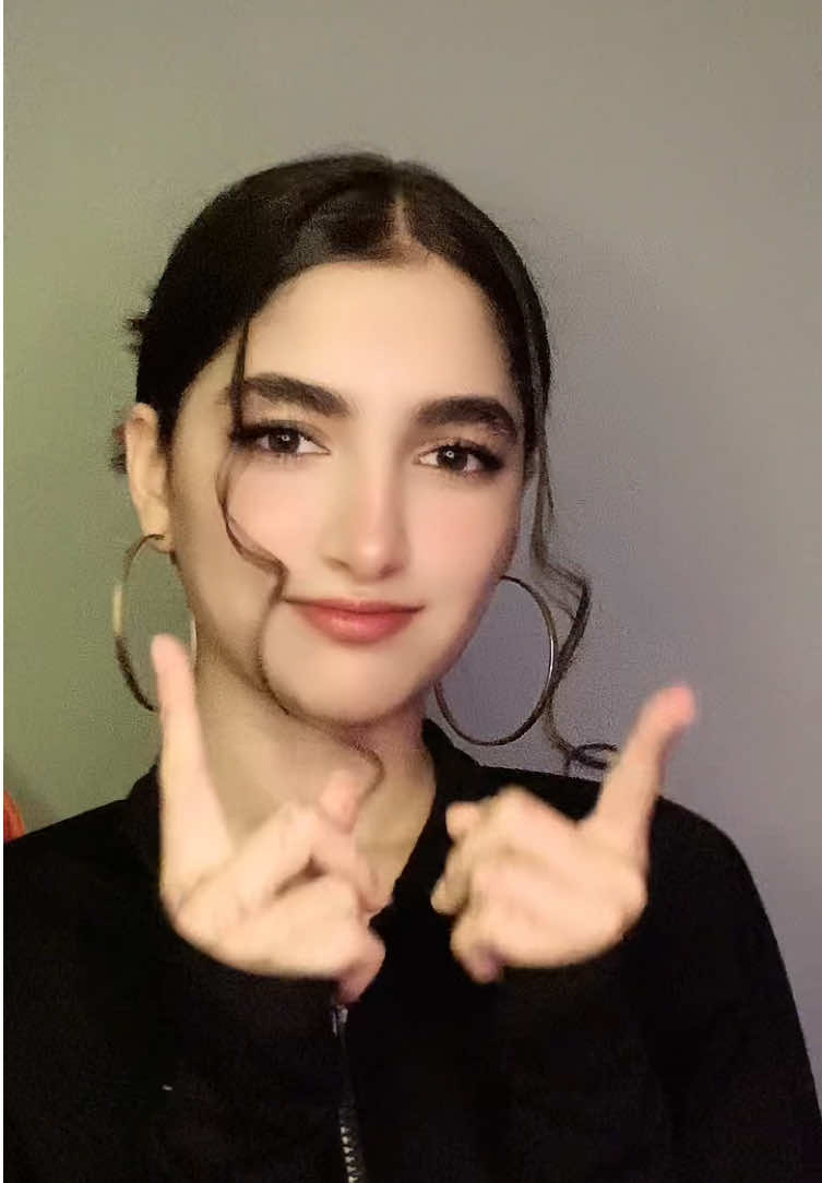 @𝐒𝐀𝐑𝐀𝐇 💝