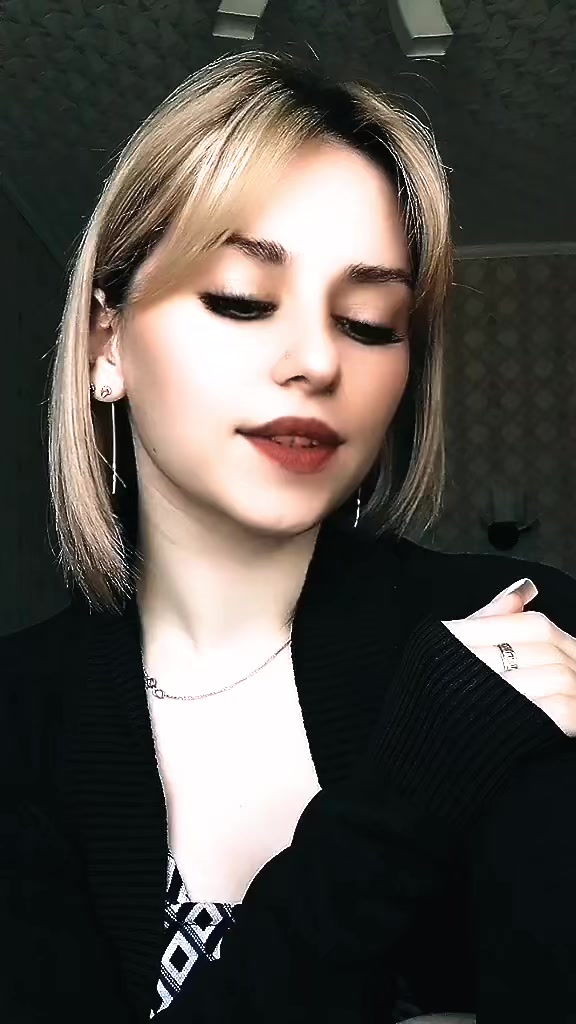 @•🎀Анна🎀•