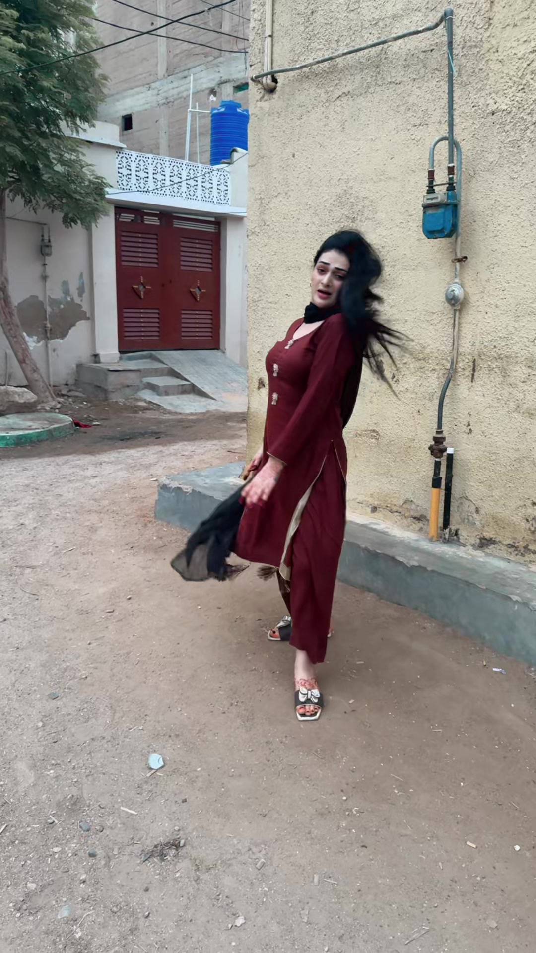 @Misses Karachi zindage