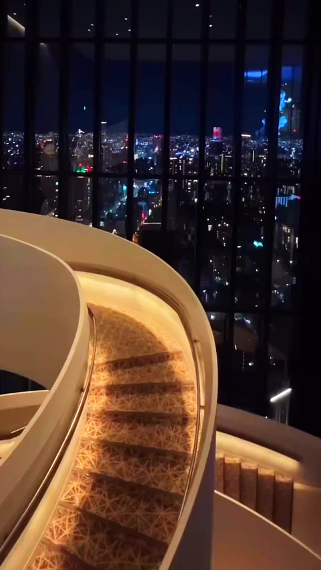 @薇婷兒