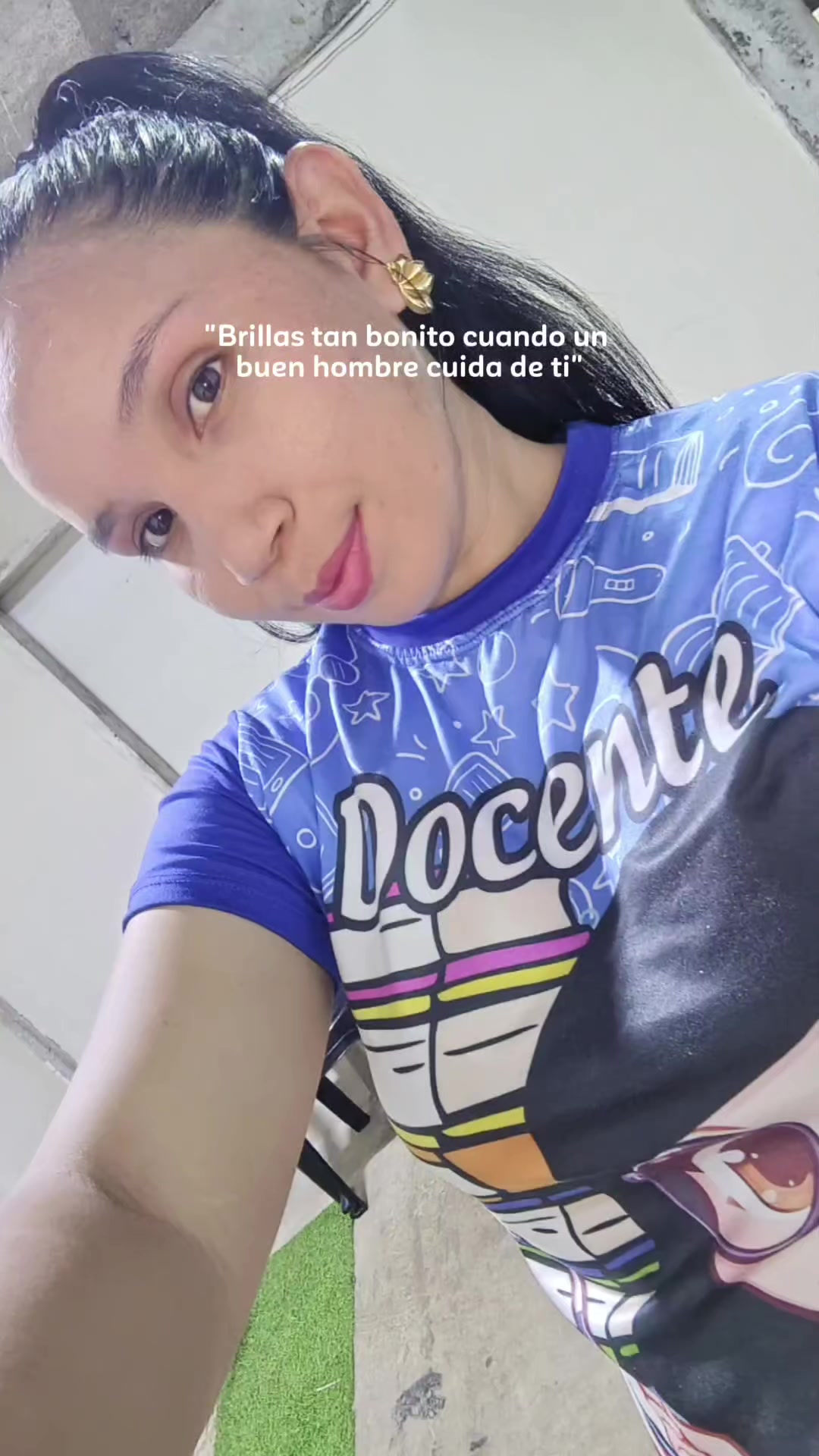 @Maestra &ntilde;a&ntilde;i👩🏻&zwj;🏫