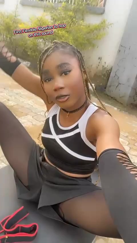 @Flexible goddess runway