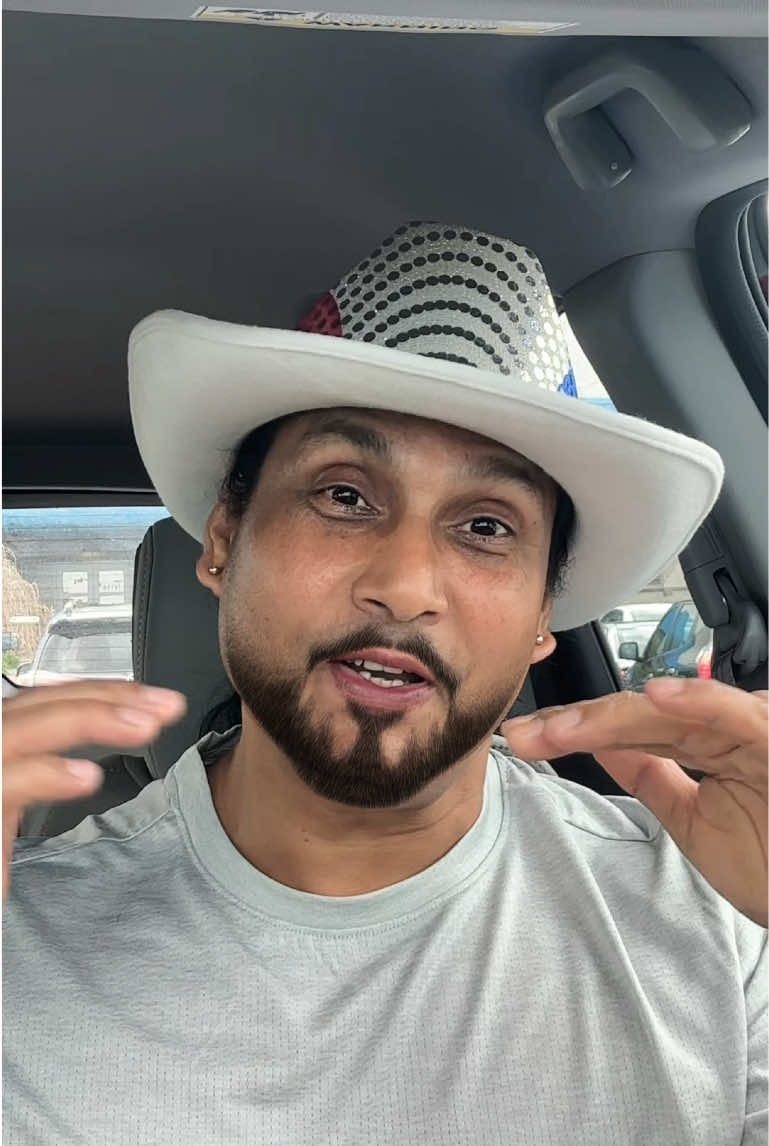 @पारदर्शी खरेल