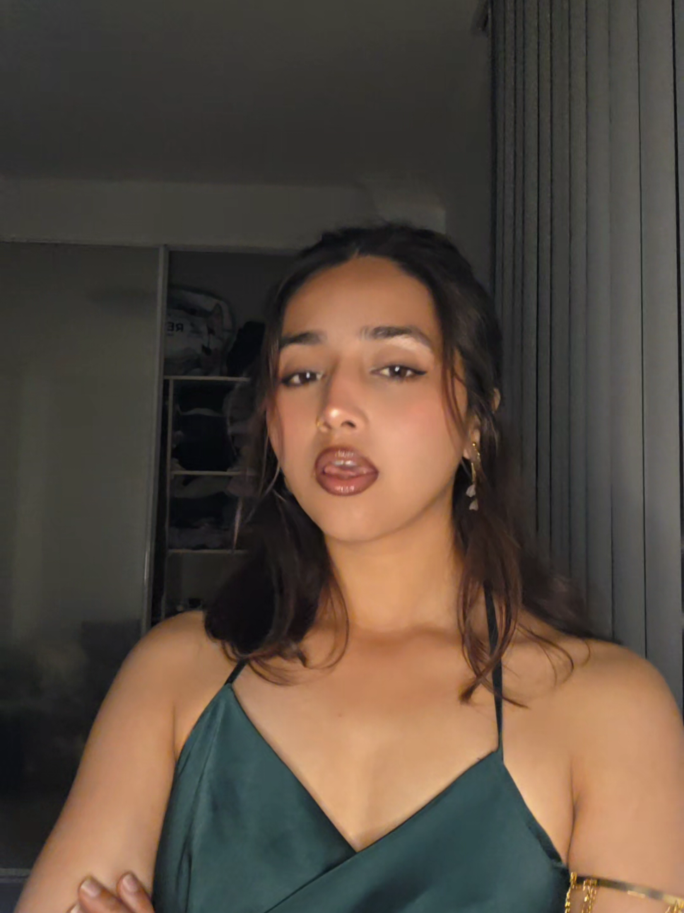 @♐