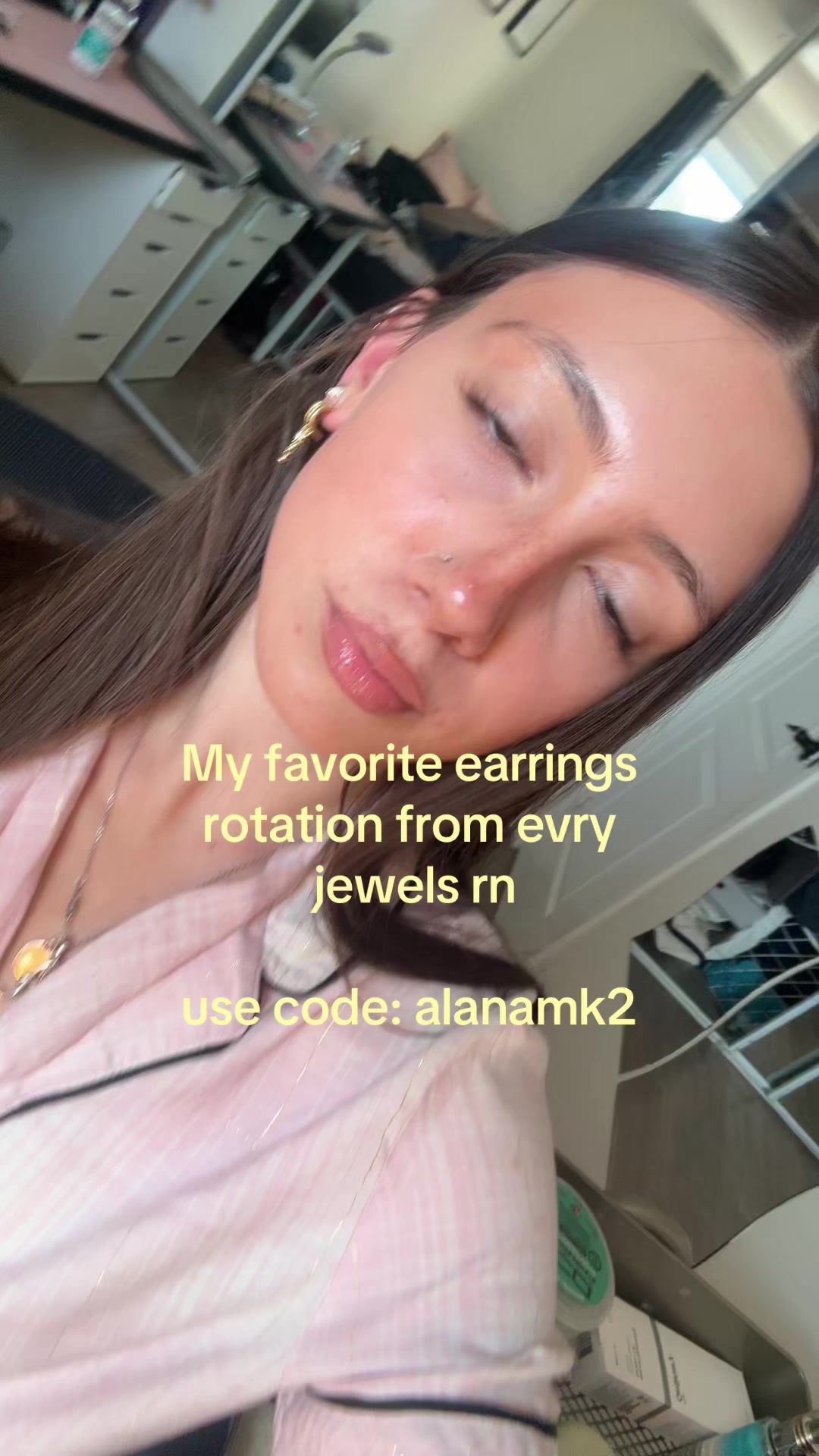 @Alana_mk