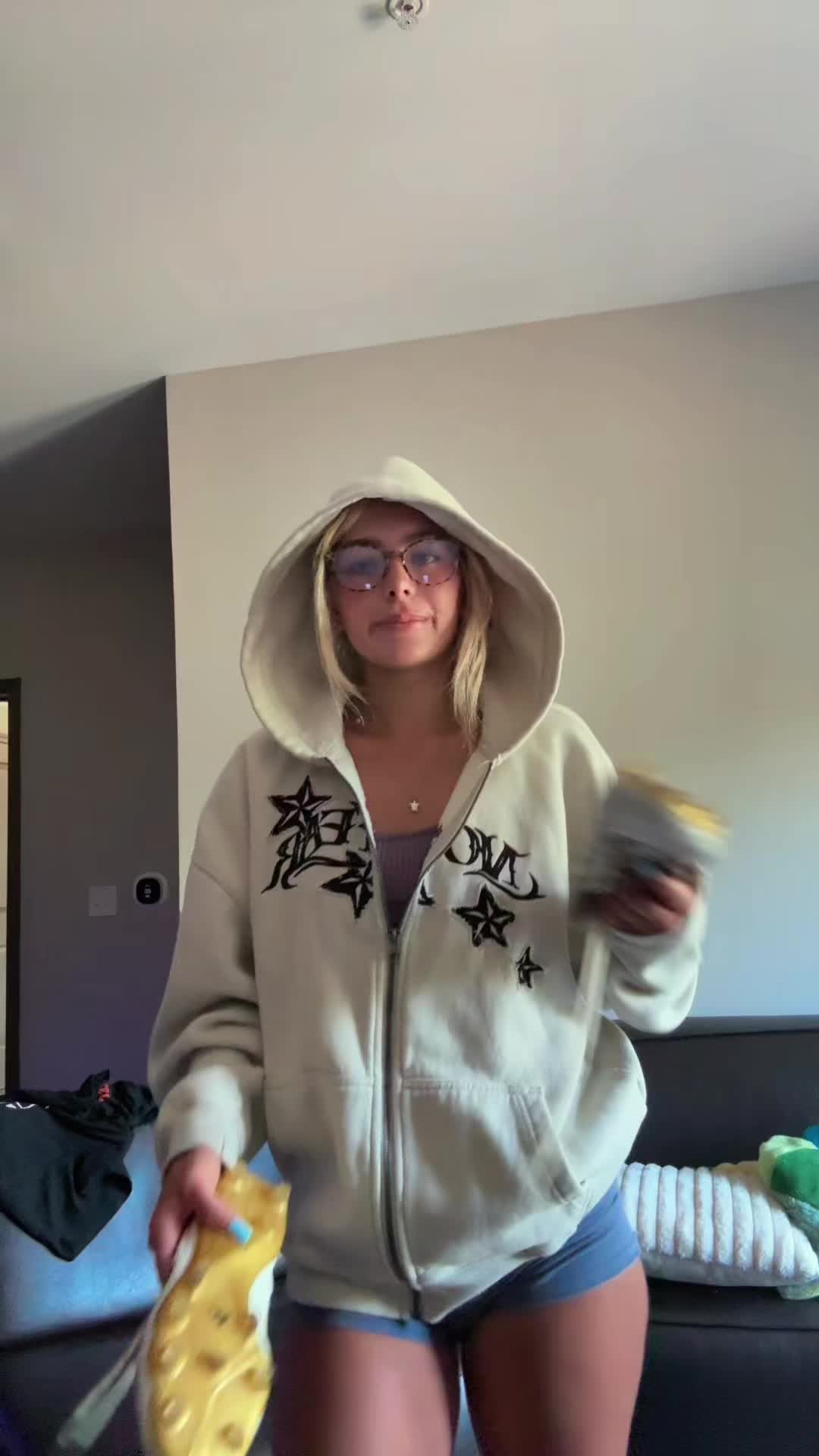@avanucci14