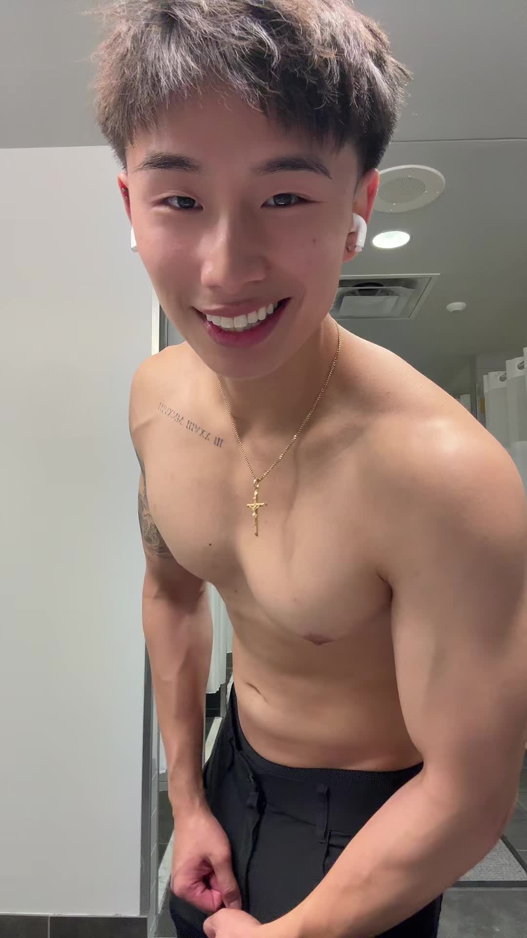@JonnyDho