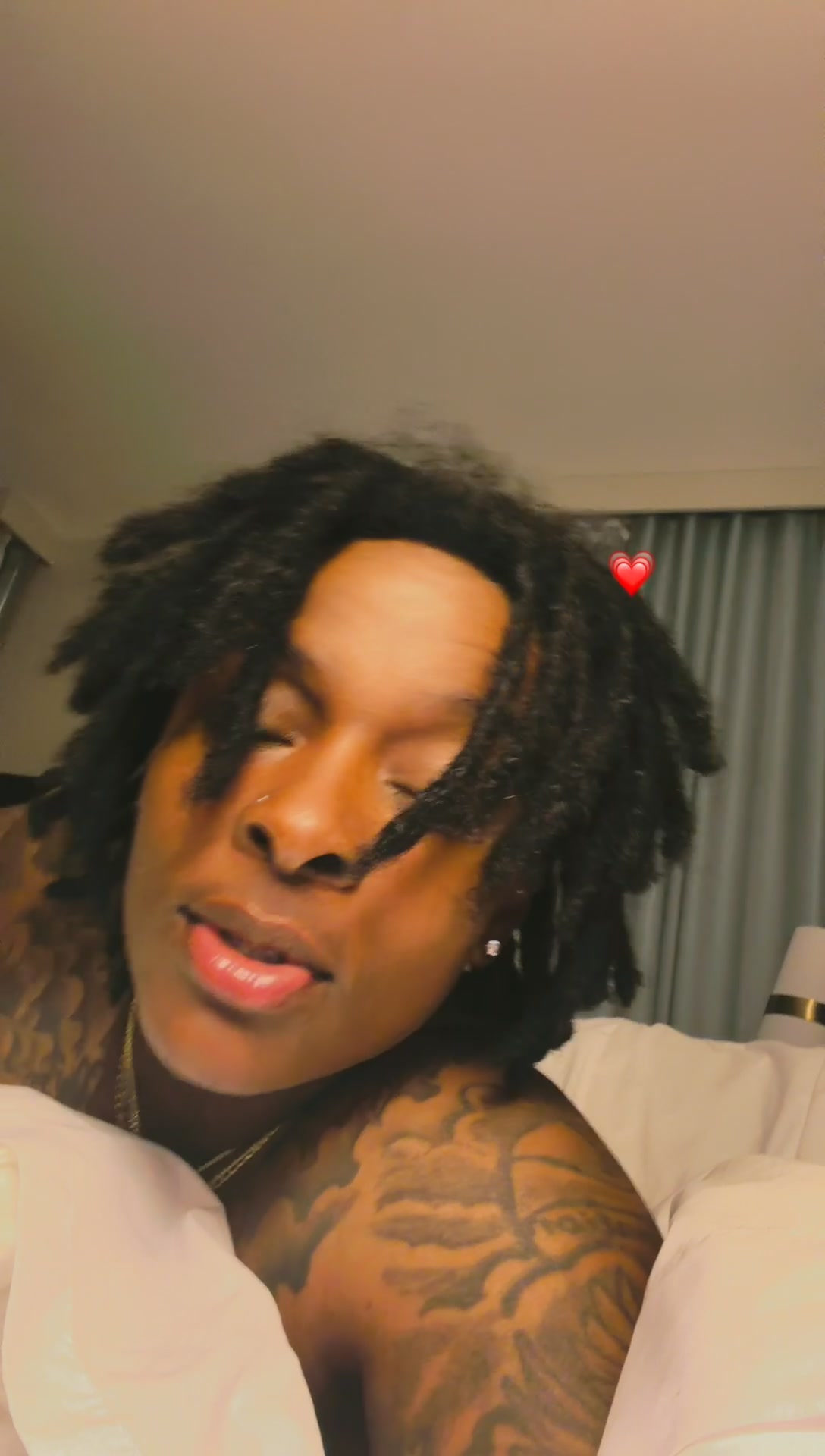 @DeFromTheSipp