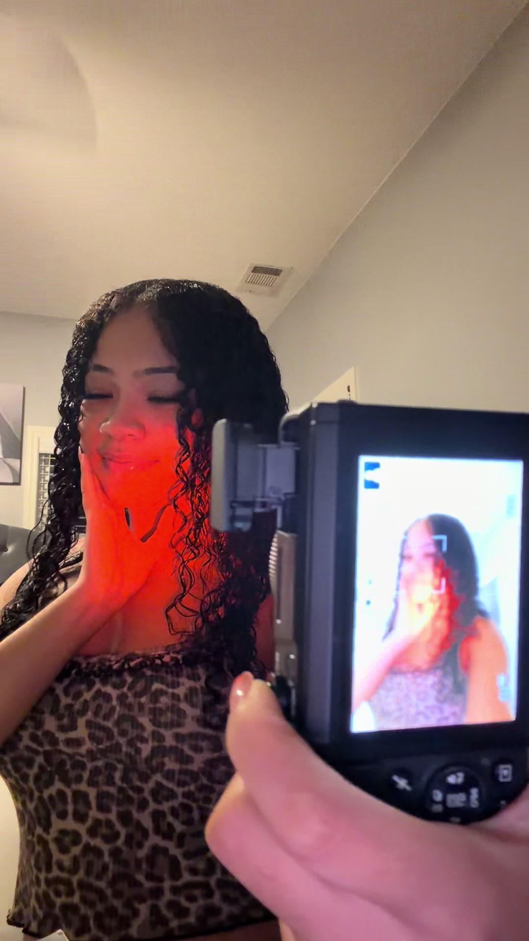 @Saniya Ti&rsquo;erra