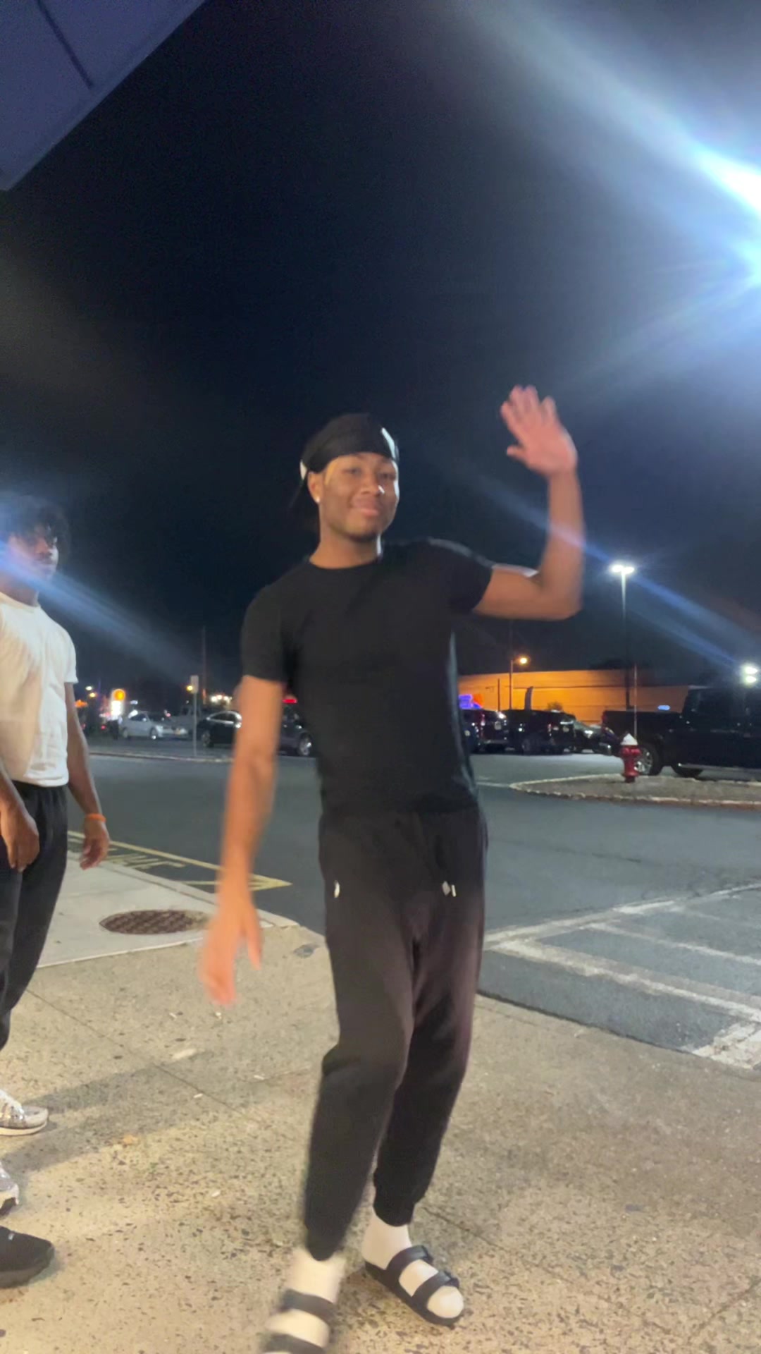 @NeeeEF