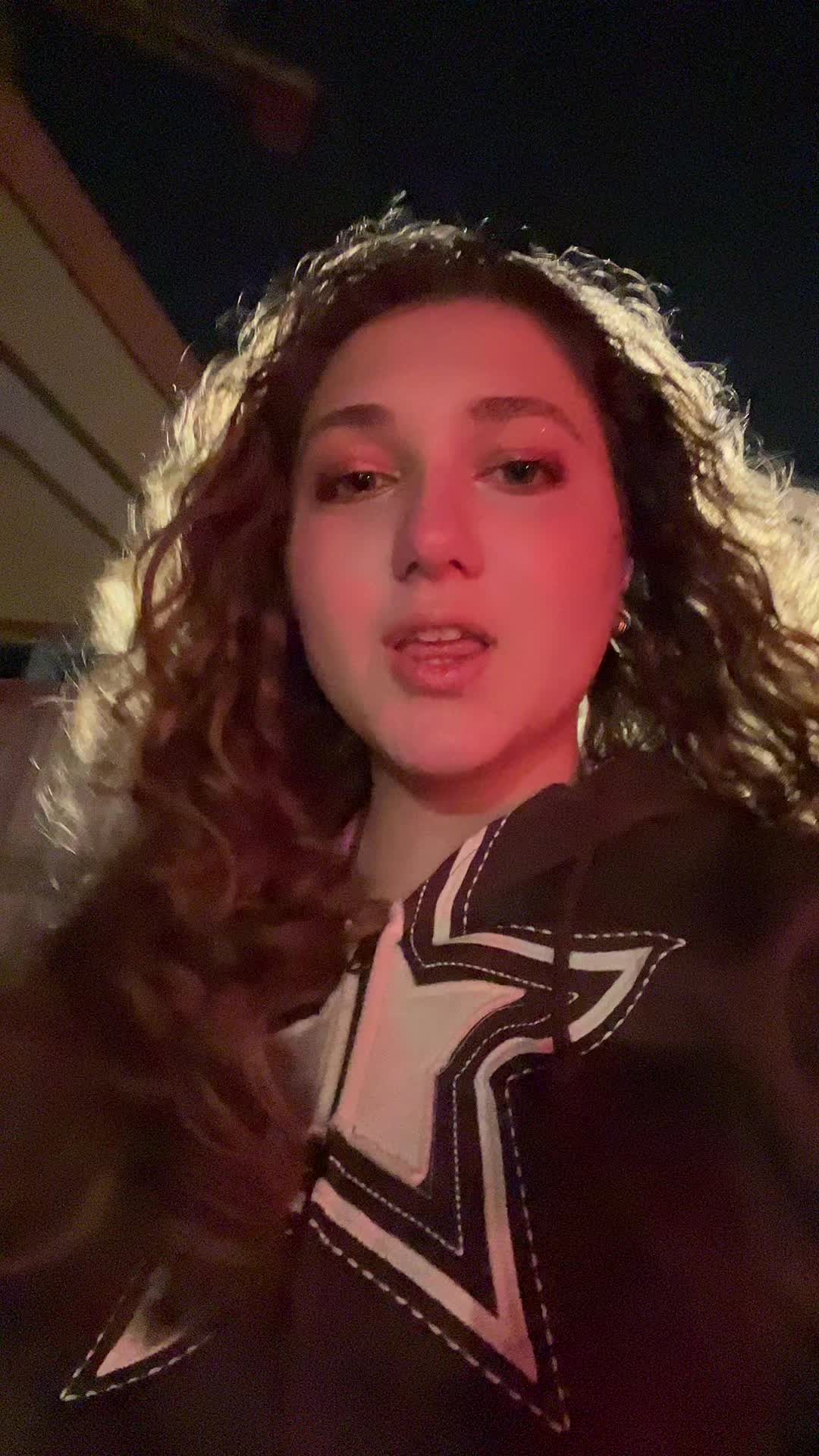 @Kiki