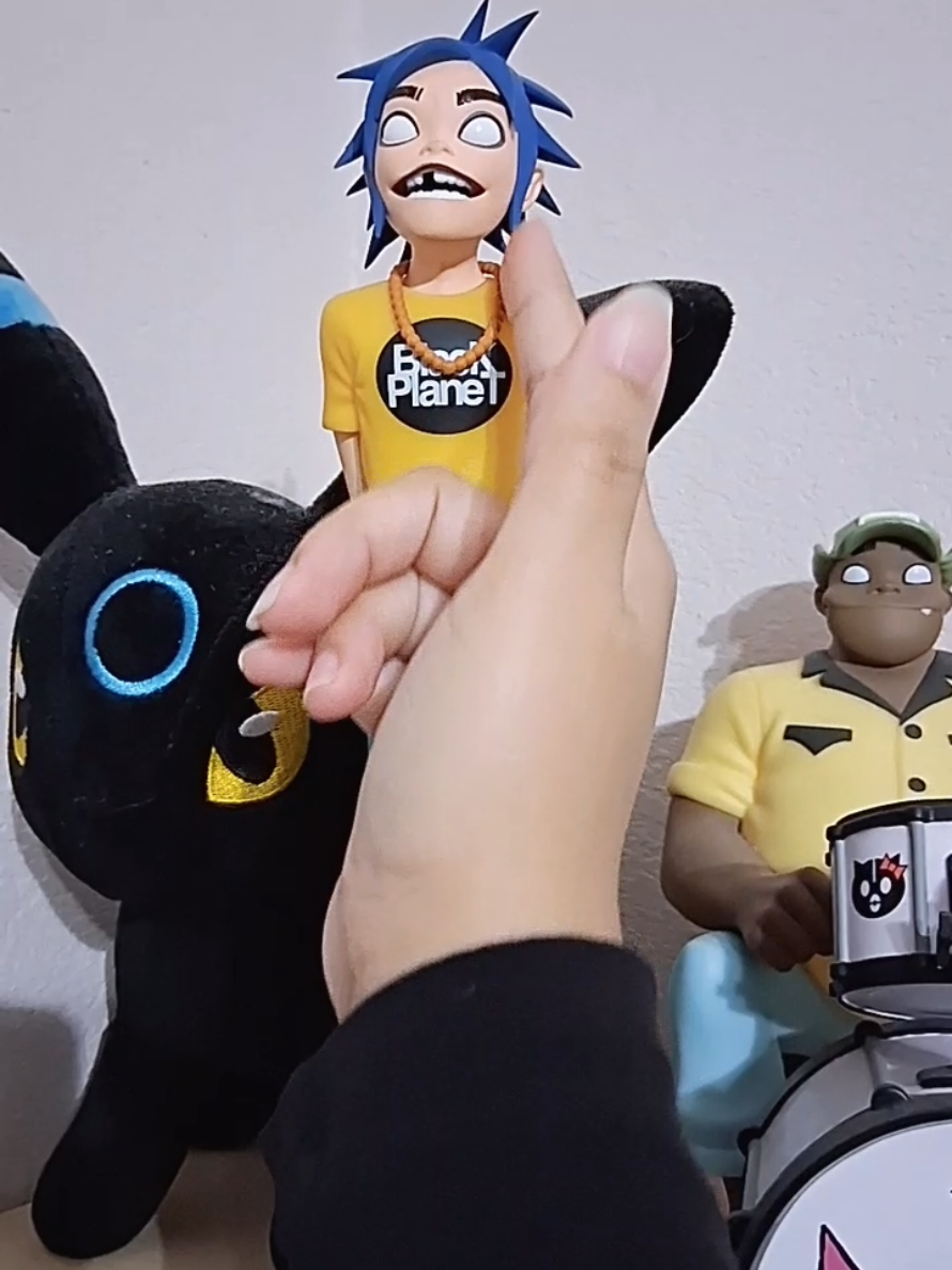 @HONEEYSPINEARTS