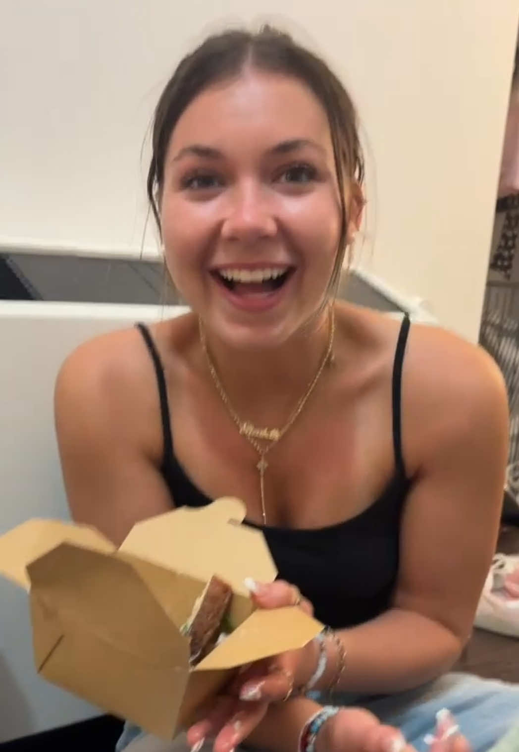 @Elisheva