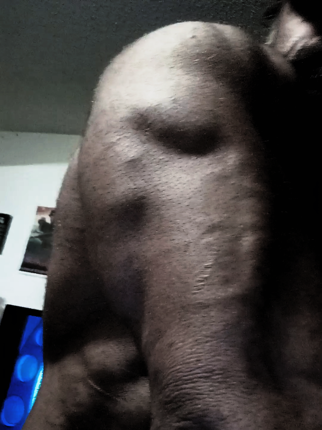 @Flesh_artist_1985
