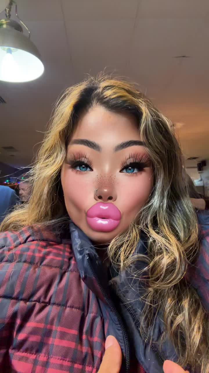 @Pinay Trucker Girl USA