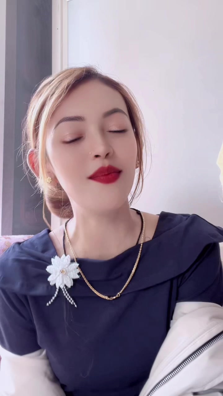 @RoyalsusmaThaQuree👑❤️🙏🧿