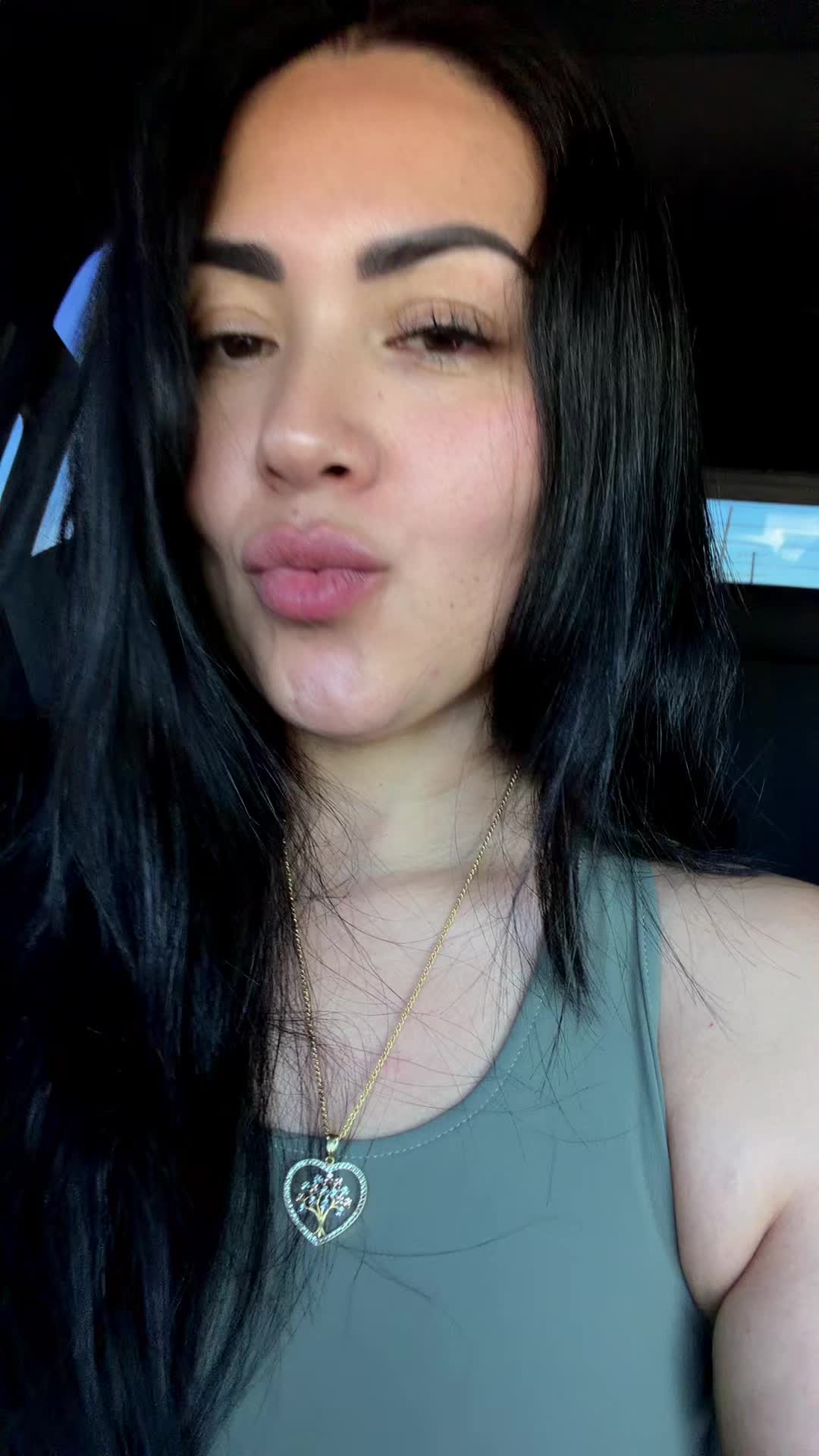 @Laura/Martha oficial 🔥
