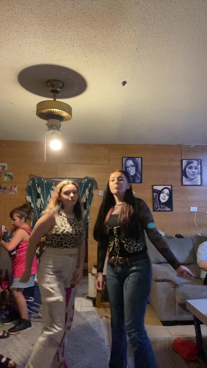 @Bella🫶🏼
