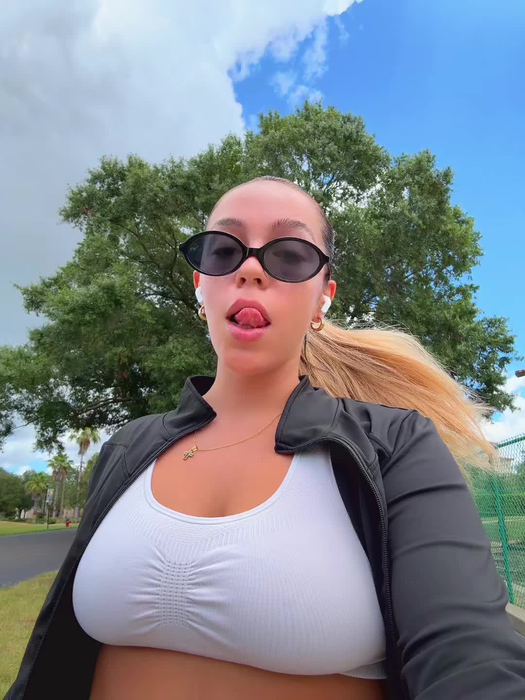 @🧸🇨🇴💌🧿⚕️