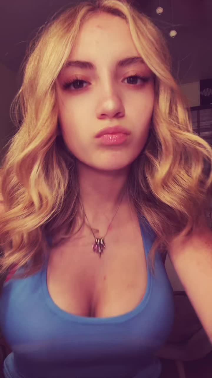 @erianna🪽⭐️🍭🐈