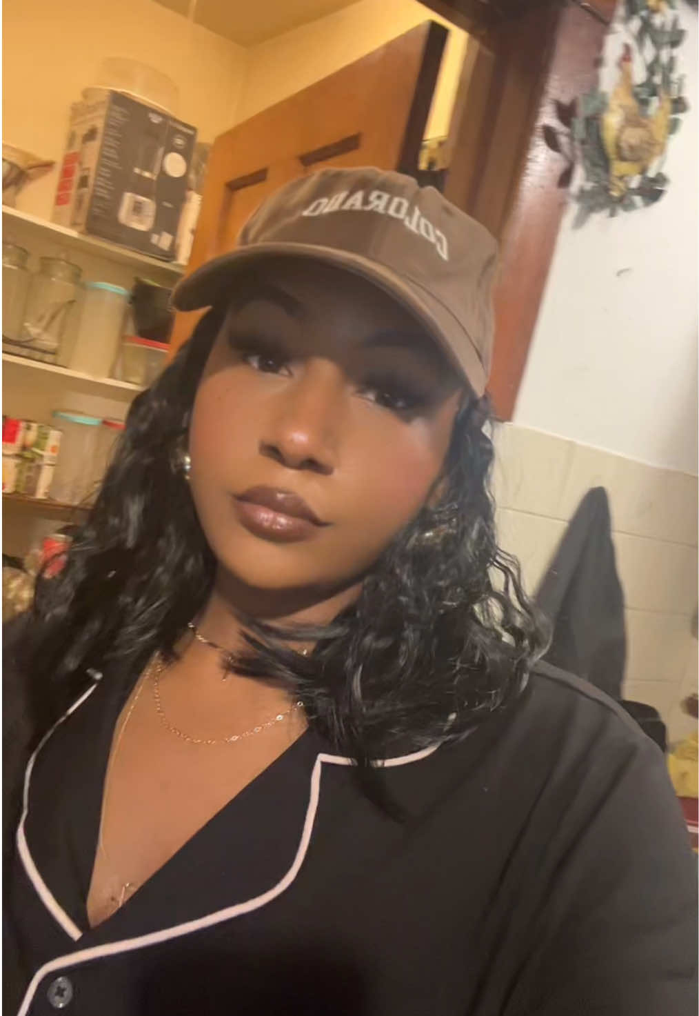 @I_hilarybanks