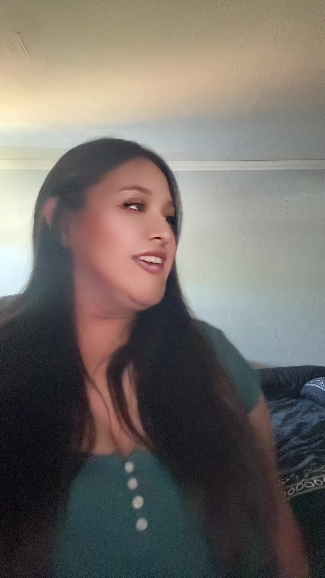 @louisawidehat1