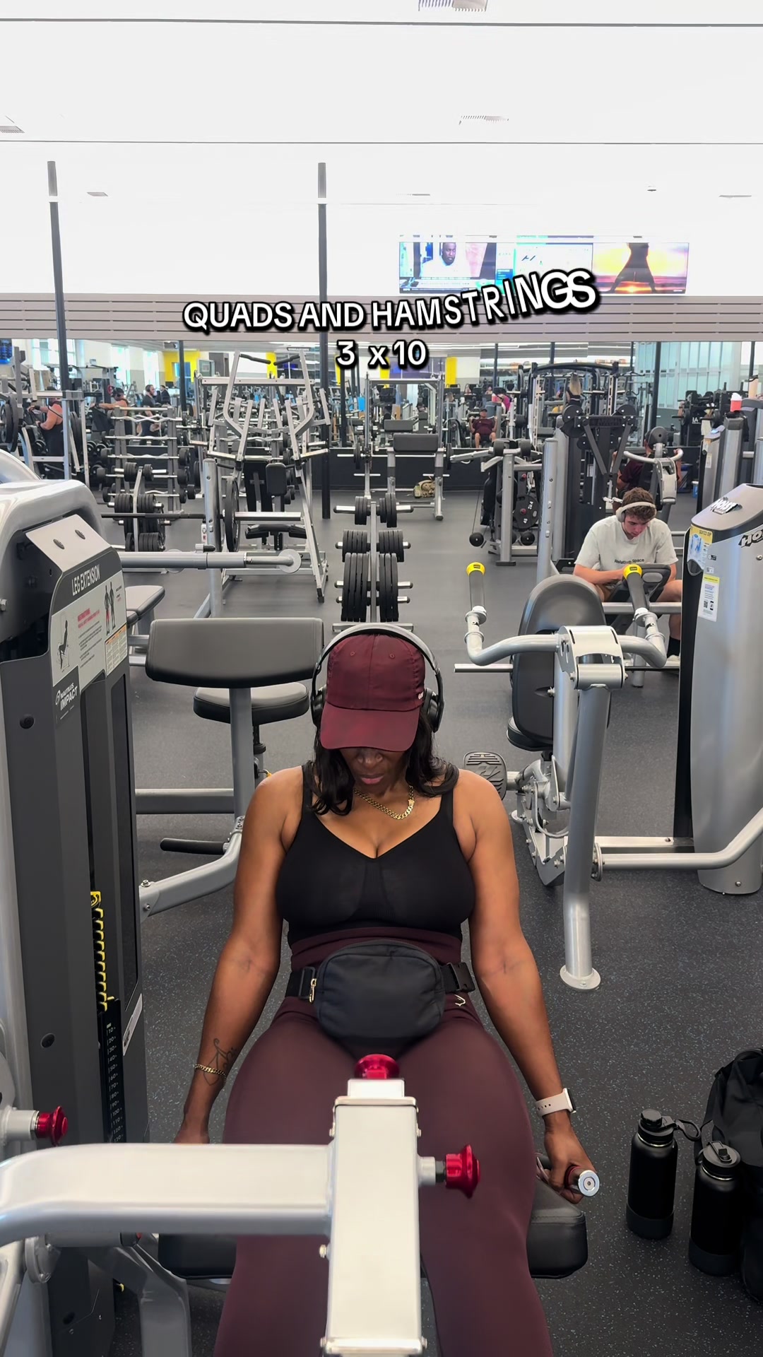 @Tee_ snatchd 🧘🏾♀️